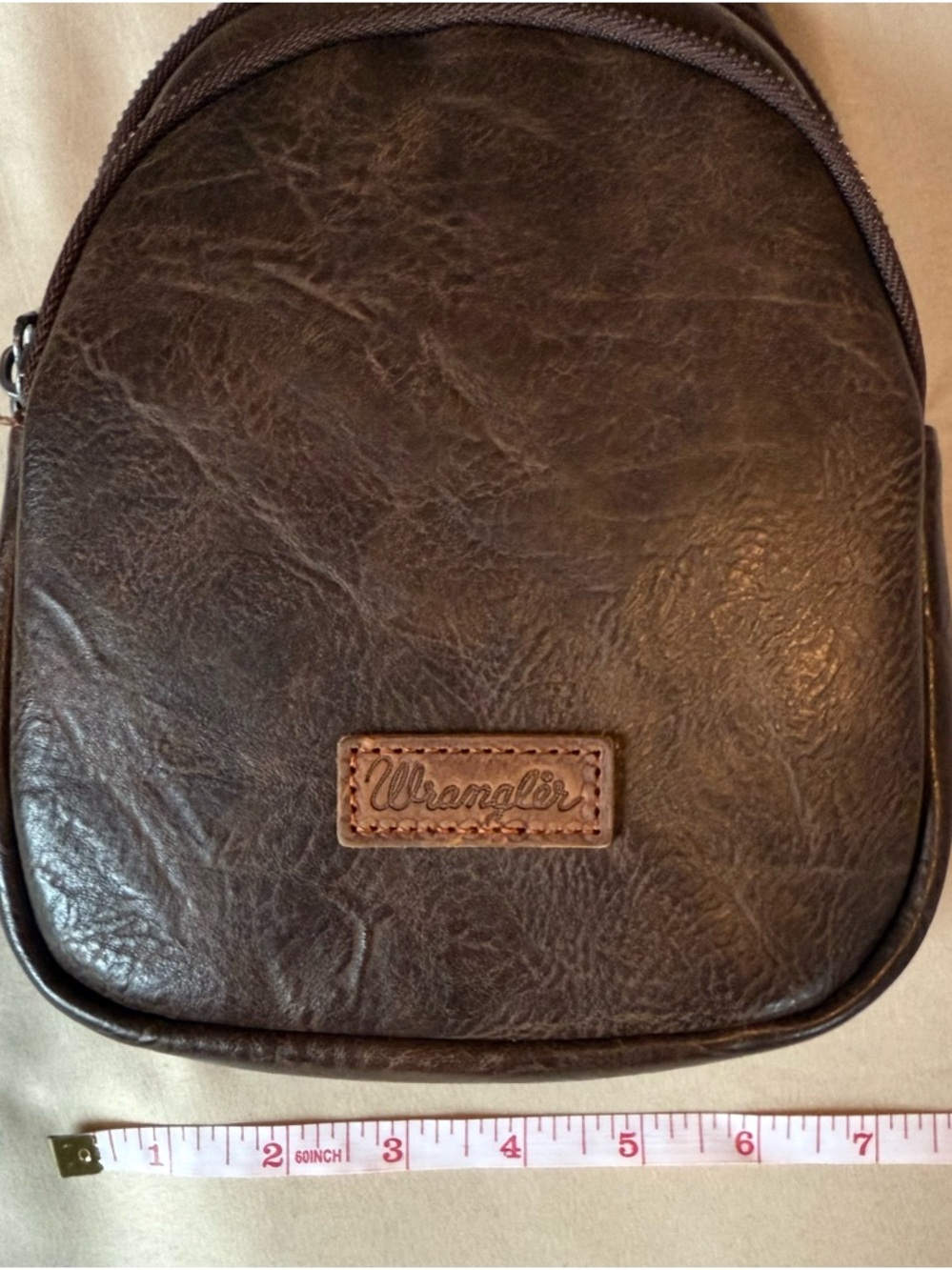 Wrangler Dark Brown Leather crossbody - Picture 5 of 8